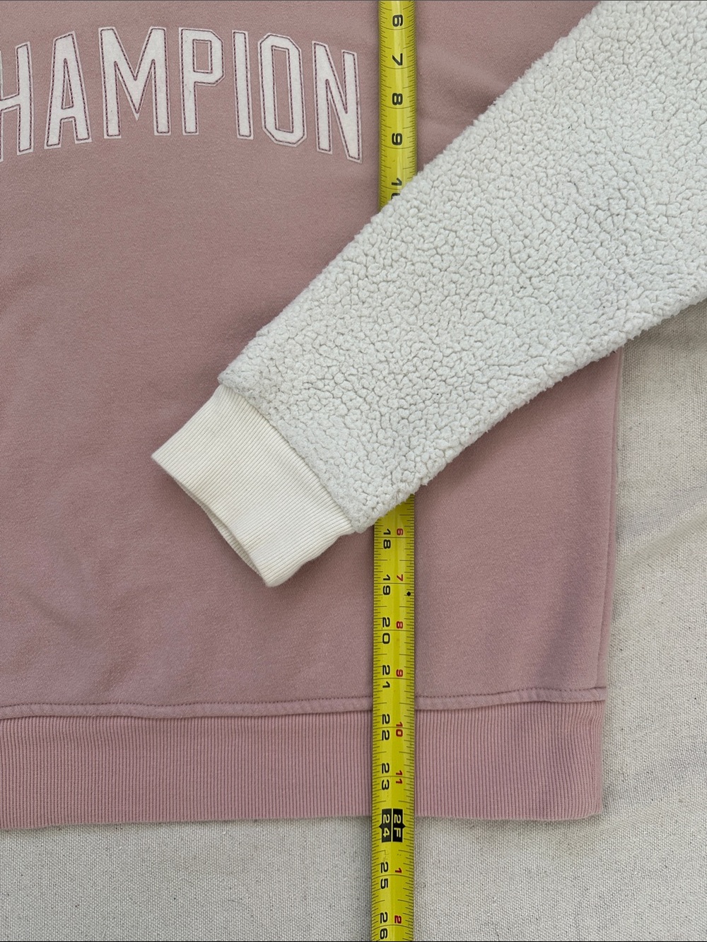 Champion Heritage Sherpa Sleeve Block Logo Crewneck Sweatshirt Pink Medium - Picture 4 of 8